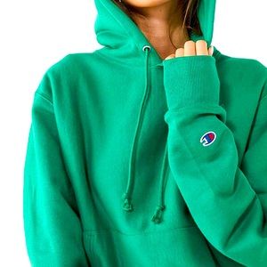 Champion M Reverse Weave Hoodie in Green